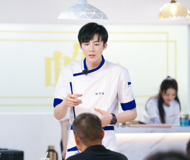 中餐厅|《中餐厅》最大方的嘉宾，一来就让林大厨两眼发光，还自费买食物