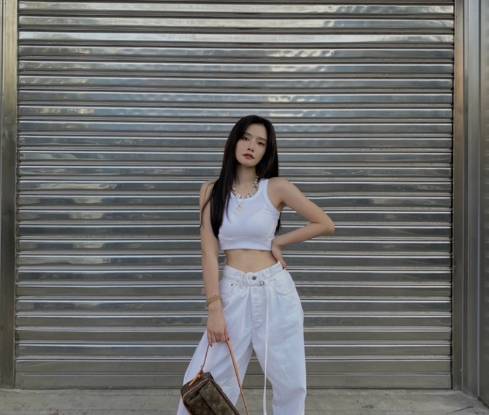 李汶翰|又一对见光死？李汶翰发文回应与易易紫恋情：我现在单身