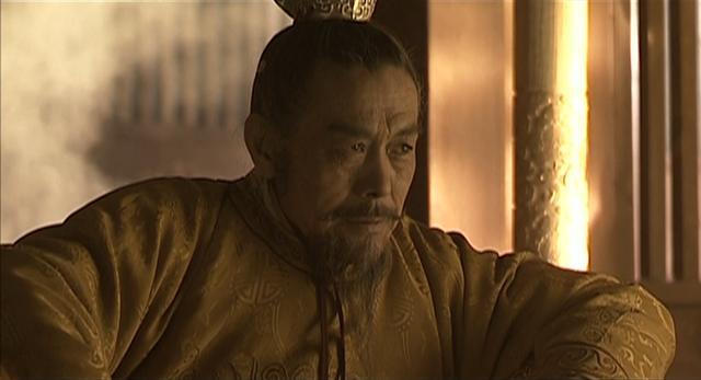 后,留守官员拥立越王杨桐即位,是为皇泰主,皇甫无逸被选为兵部尚书,位