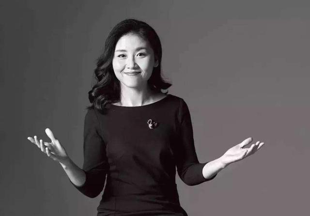 院士|中国最年轻的女教授，成为美国外籍院士，单身至今喜欢追星