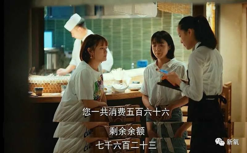 关晓彤|刚红就敢爆料关晓彤？不愧是95后第一浓颜美女扛把子…