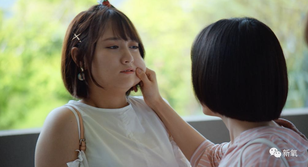 关晓彤|刚红就敢爆料关晓彤？不愧是95后第一浓颜美女扛把子…