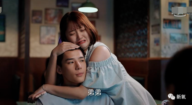 关晓彤|刚红就敢爆料关晓彤？不愧是95后第一浓颜美女扛把子…