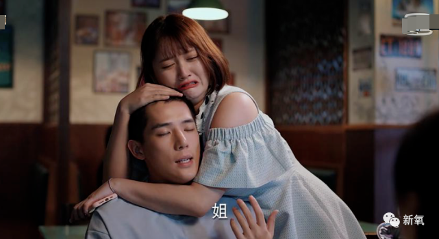 关晓彤|刚红就敢爆料关晓彤？不愧是95后第一浓颜美女扛把子…