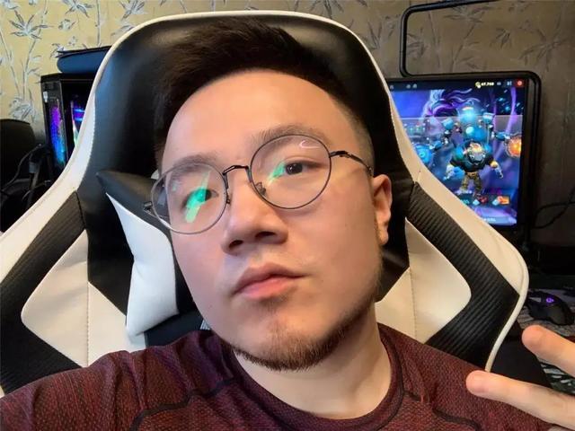 宋丹丹|喜剧女王宋丹丹：年轻时美若天仙，却嫁过渣男，儿子被嘲废物