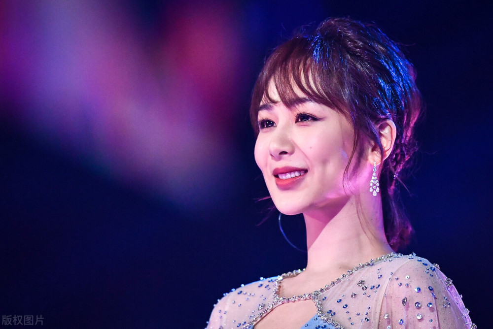 宋丹丹|喜剧女王宋丹丹：年轻时美若天仙，却嫁过渣男，儿子被嘲废物