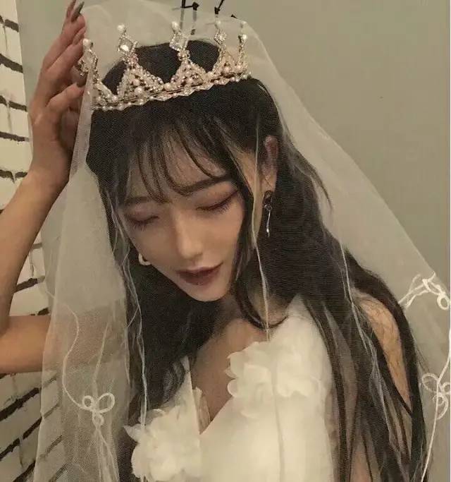 婚纱女生头像新鲜感一旦过了什么都没了