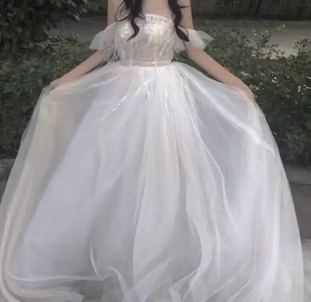 婚纱女生头像新鲜感一旦过了什么都没了