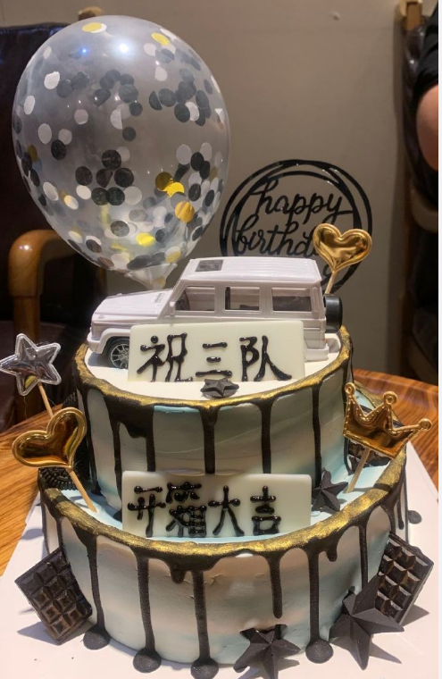 德云社|德云社开箱各队大合影曝光，6队画风搞怪，5队1队相映成趣