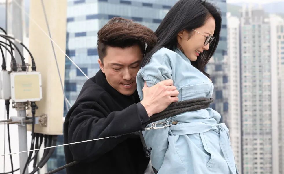 反黑路人甲|《反黑路人甲》埋了不少伏笔，进入结局篇后应该会串到一起吧？