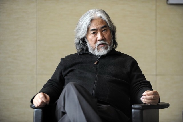 69岁张纪中再当爸?娃她妈为何一直不愿公开娃她爸是大胡子