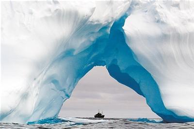贝奇莫|“贝奇莫”号之谜：一艘无人驾驶却在大海中时隐时现的幽灵船