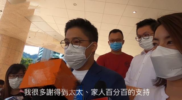 霍启刚|忙里偷闲约会一下，霍启刚郭晶晶又撒狗粮了，夜场电影走起