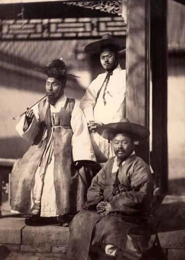 老照片|老外的收藏清朝老照片，被曝光后引起国人注意，您看了是啥感受？