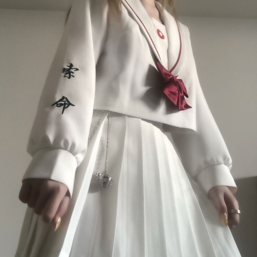 头像白色系极简干净女生头像