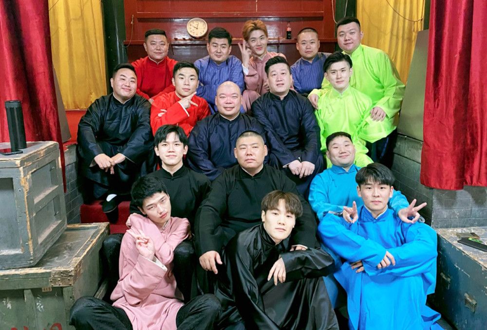 孙九香|孙九香晒德云社家谱，感谢张鹤伦，对郭德纲表忠心，要变逗哏了？