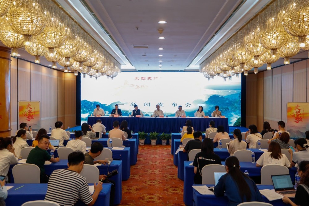 大地颂歌|《大地颂歌》：“演艺湘军”“广电湘军”“出版湘军”首度携手