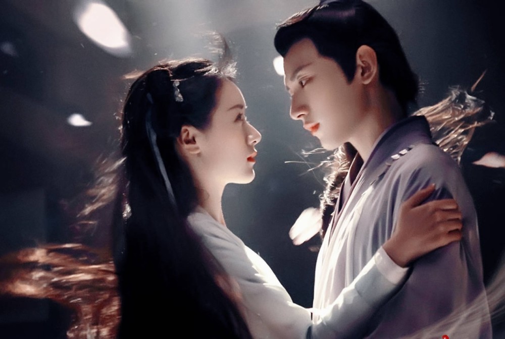 袁冰妍|初遇cp真散了？《琉璃》官宣成毅袁冰妍参与云歌会，2人都没理会