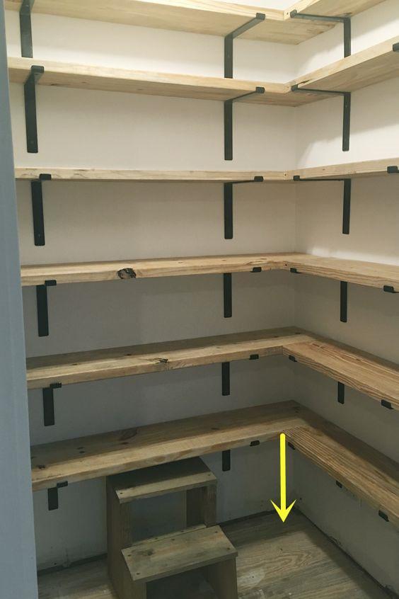 3㎡储藏室别小瞧不用柜子一排到底底部悬空20公分好处多多