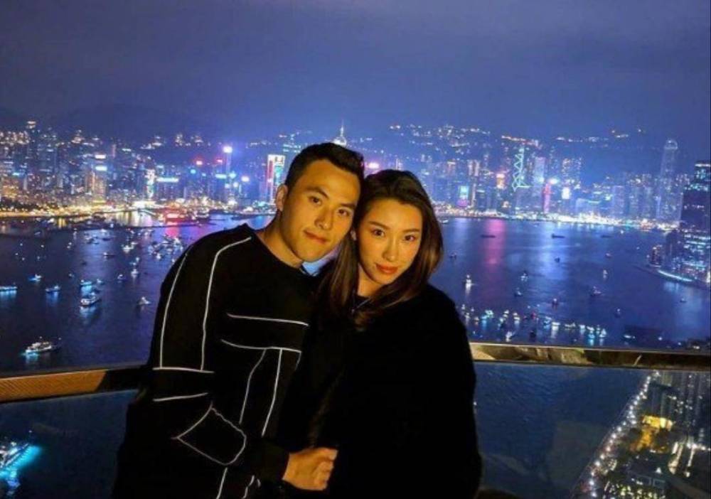 何猷启|赌王三房孙女正脸曝光！颜值与父母差距大，肉脸圆嘟嘟被赞可爱