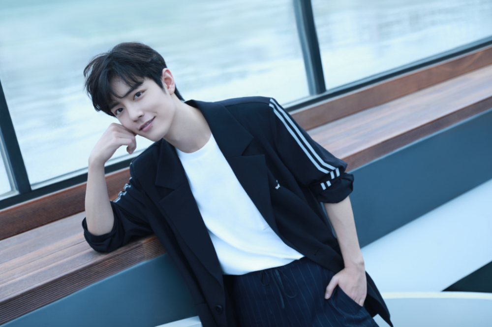 肖战|七夕之后，青年演员肖战重归“低调”？明星势力榜又找不到他了