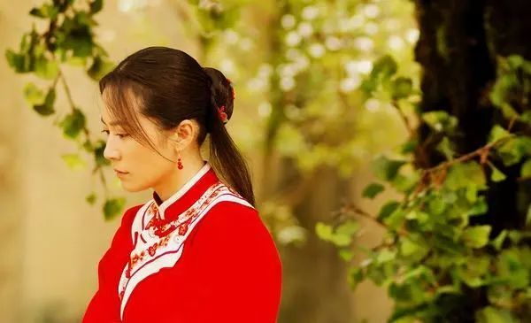 俞飞鸿|俞飞鸿的人设，还能立多久？