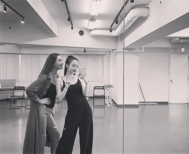 通过mnet选秀节目《produce 101》系列逐渐获得大众人气的韩国著名