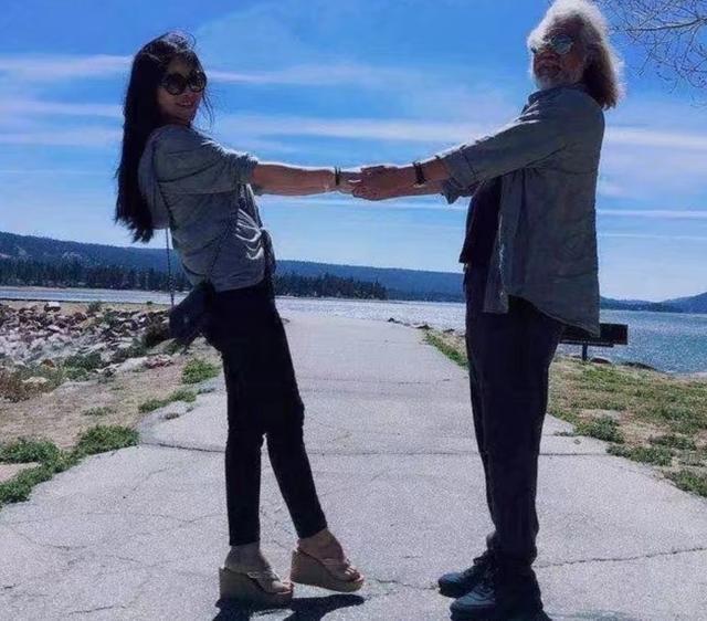 张纪中|张纪中晒与杜星霖结婚证，爱妻子生两娃终正名，助理成第三任妻子