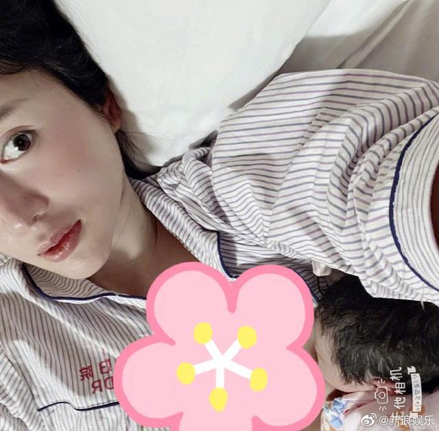 张纪中|张纪中晒与杜星霖结婚证，爱妻子生两娃终正名，助理成第三任妻子