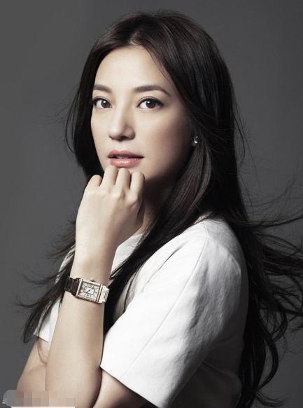 整容|有种“整容”叫赵薇变瘦，颜值不减下衣失踪，“漫画腿”十分耀眼