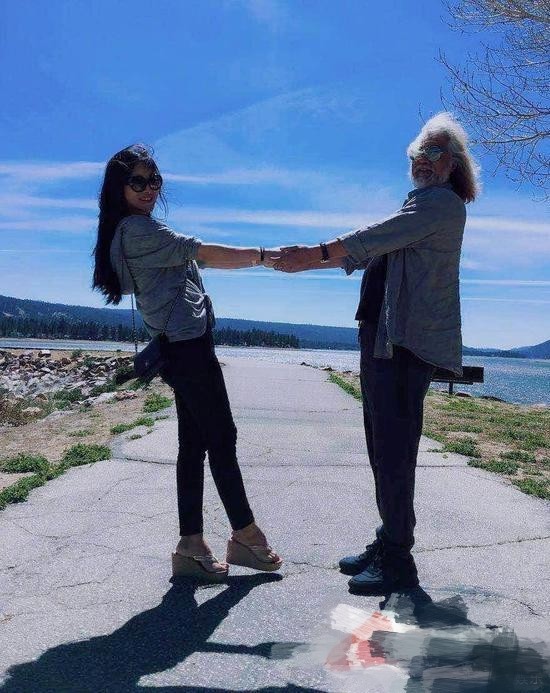 杜星霖|张纪中晒与杜星霖结婚证，公开恩爱照：我的孩子，都是合法所生