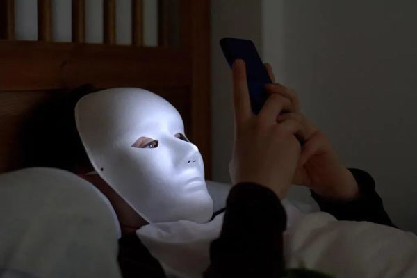 罗翔被逼退出微博他被迫退出背后是一幅幅丑陋的嘴脸