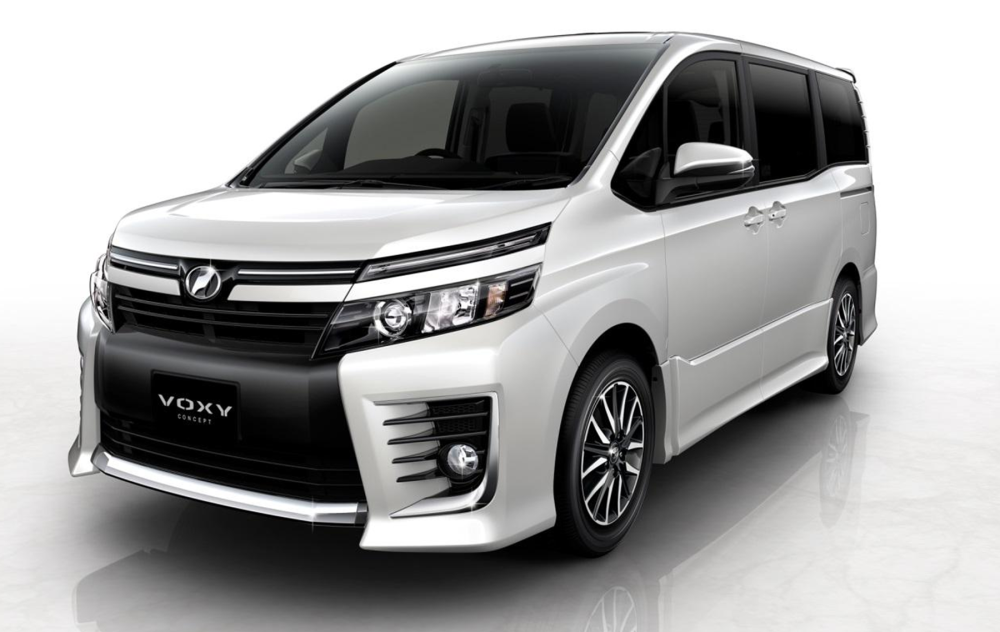丰田voxy来了 小 埃尔法 全新车标 售15万比gl8还香 腾讯新闻