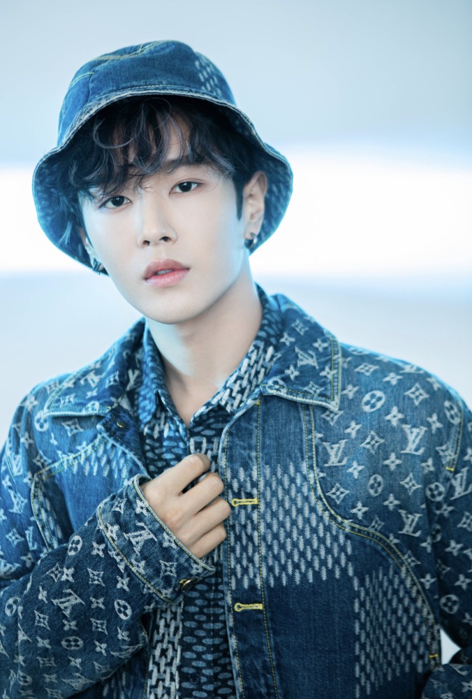 李汶翰|李汶翰恋情曝光就分手？网络新词“单身翰”诞生，前女友转发《算什么男人》