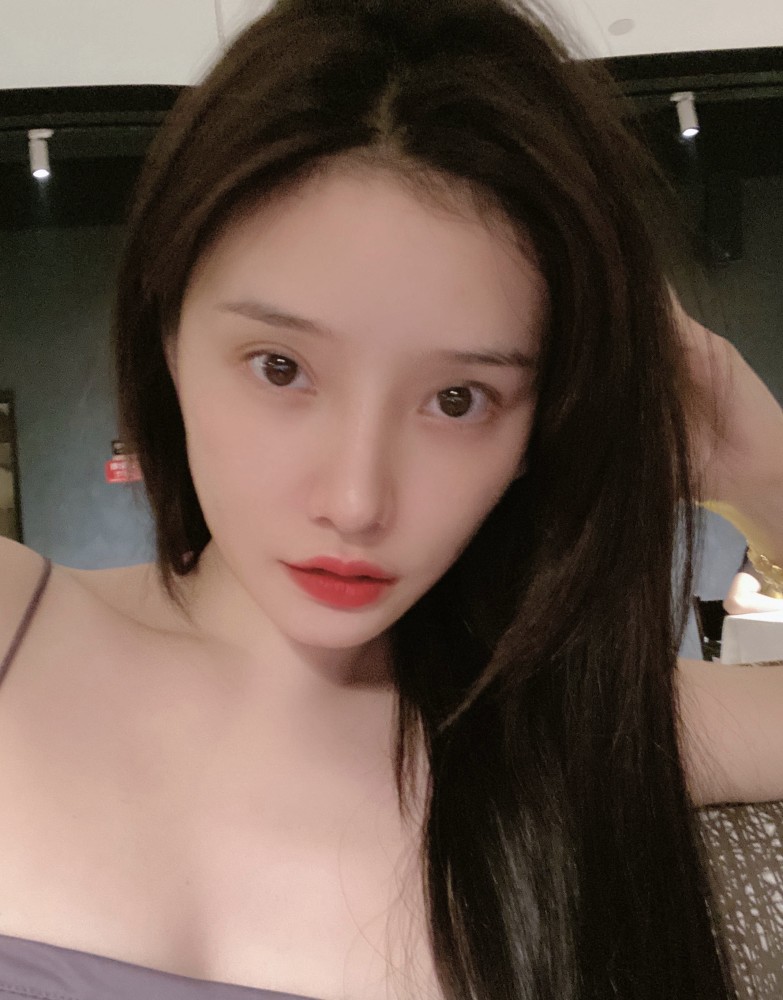 李汶翰|李汶翰恋情曝光就分手？网络新词“单身翰”诞生，前女友转发《算什么男人》