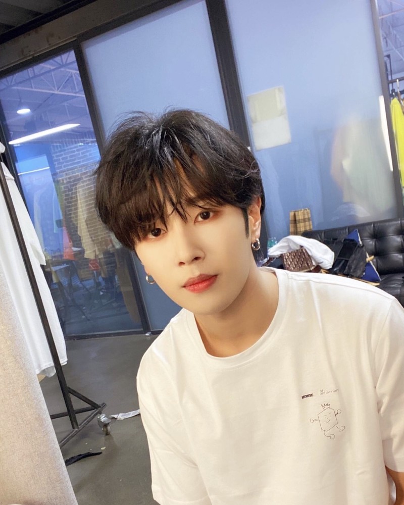 李汶翰|李汶翰恋情曝光就分手？网络新词“单身翰”诞生，前女友转发《算什么男人》