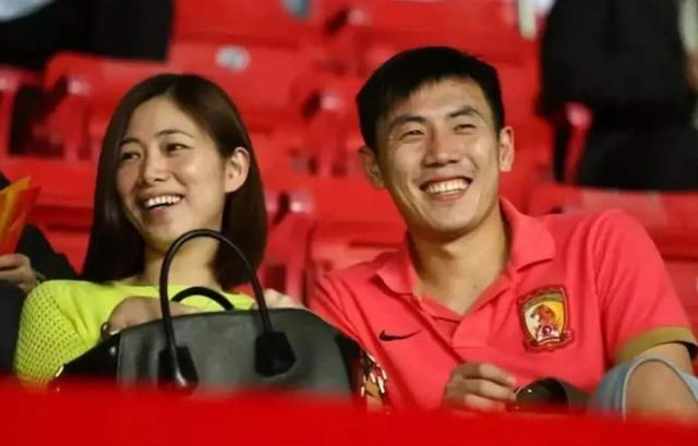 很多人不知道,在她18岁的时候,王剑群就开始漂亮起来,有很多男生追求