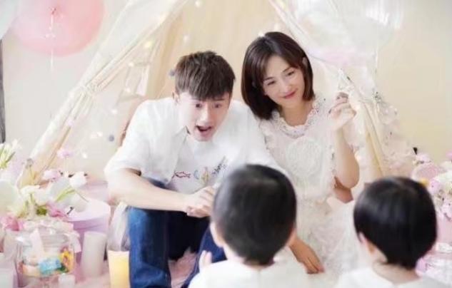 谢娜|谢娜小腹弧度明显再有喜？近照大多衣着宽松，年前曾亲自否认怀孕