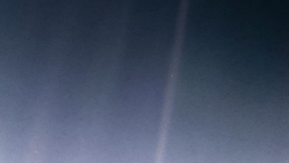 飞船|这艘飞船在14亿公里之外传回一张照片，为何让我们感到不可思议