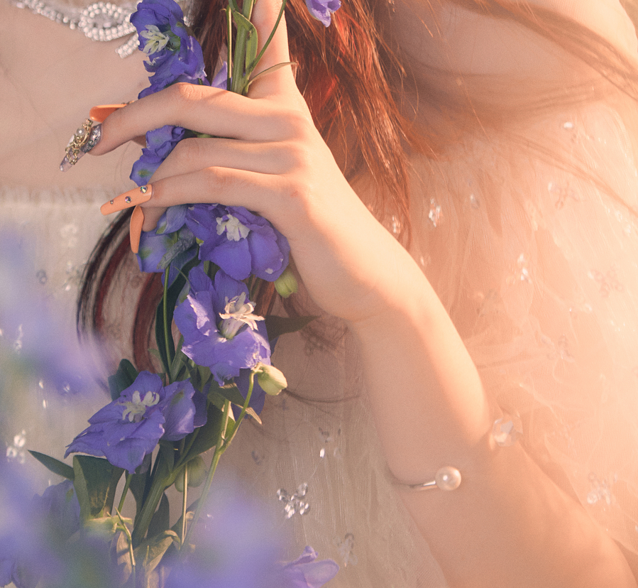 硬糖少女|硬糖少女新单曲《PLMM》先导预告：画风唯美浪漫，森系美女已上线