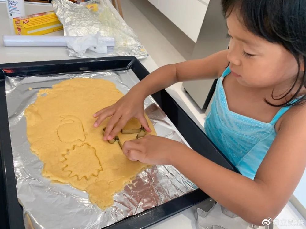 天国的嫁衣|还记得《天国的嫁衣》里的陆子皓吗？他现在长这样