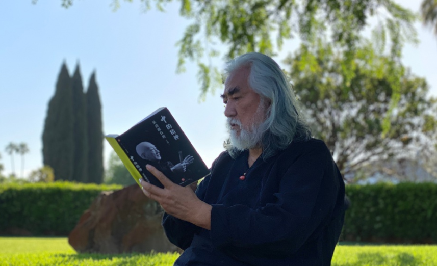 张纪中|张纪中承认二婚，快要当爷爷的年纪，人家却还在生娃！