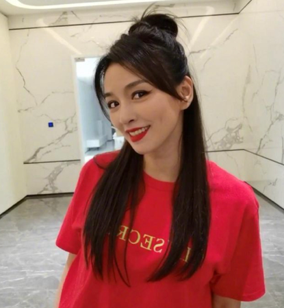 李伯恩|娱乐圈“减肥教母”了解一下？