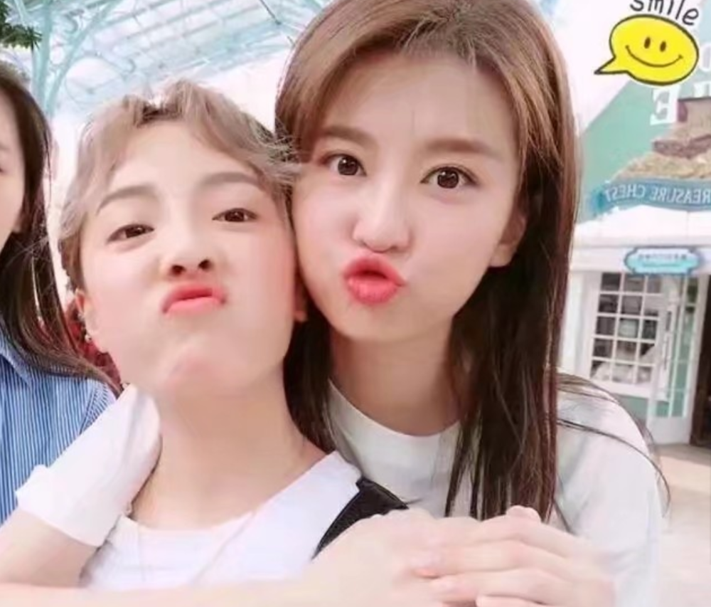 王思聪|懒理与王思聪绯闻，宋美娜晒美照，扎丸子头呆萌青春