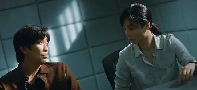 在劫难逃|《在劫难逃》结局崩盘，遗留几个谜题未解，都要留在第二季？