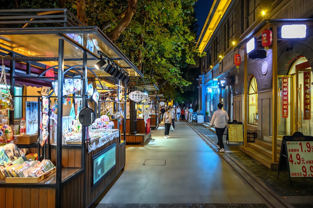 南京被忽略的网红打卡点东西会创意市集就在1912街区