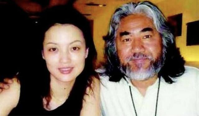 张纪中|69岁张纪中的3段婚姻：38岁娇妻连生两胎，前妻为3亿打官司