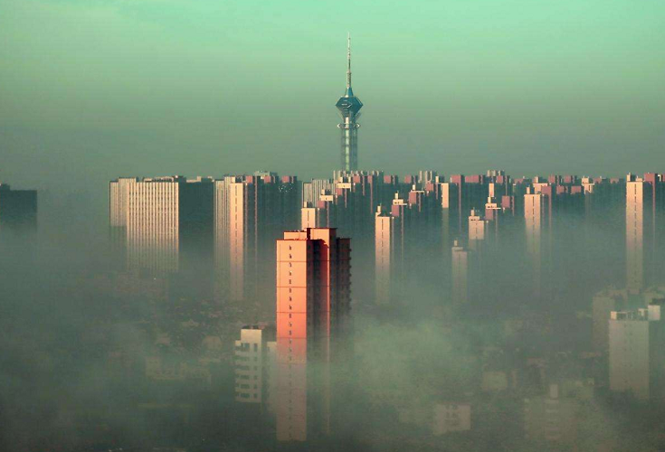雾霾中的城市