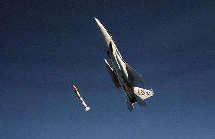 国际空间站|一颗卫星撞向国际空间站，五角大楼否认与己相关，俄调查发现主谋