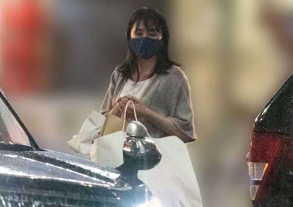 长泽雅美|长泽雅美新恋情？与56岁中川雅也约会，网友：美女为什么喜欢大叔？